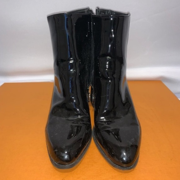 *SOLD* Forever 21 Boots π - Picture 3 of 9